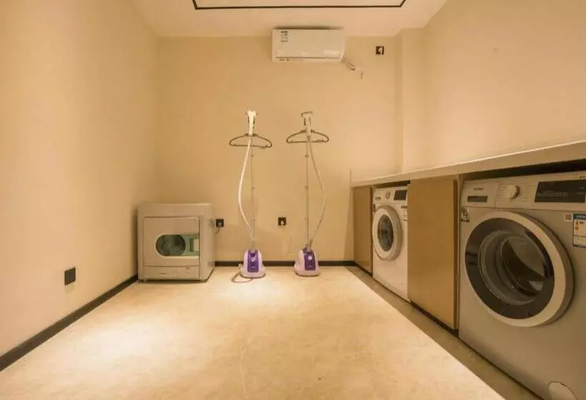 Hotelli City Comfort Inn Xingye High Speed Railway Station