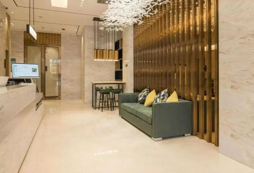 Hotelli City Comfort Inn Xingye High Speed Railway Station