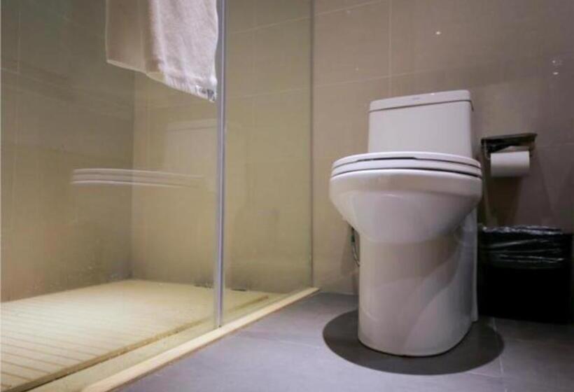 בית מלון כפרי City Comfort Inn Yichang Yiling Bus Station Wanda Plaza