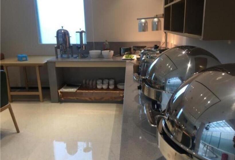 فندق City Comfort Inn Zhanjiang Leizhou Xihu Avenue