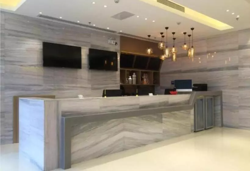 Hotelli City Comfort Inn Zhanjiang Leizhou Xihu Avenue
