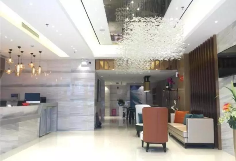 Hotelli City Comfort Inn Zhanjiang Leizhou Xihu Avenue