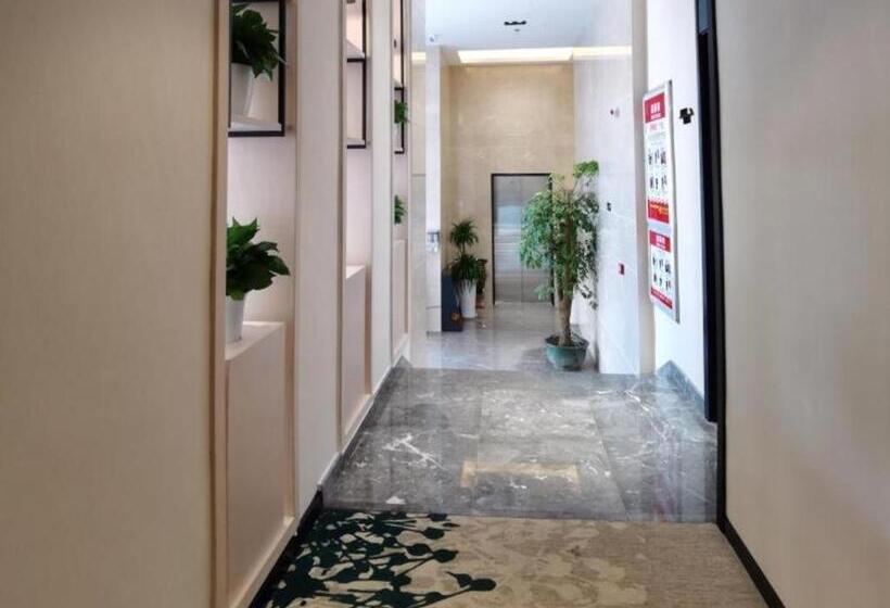 Отель Greentree Inn Express Fuzhou Linchuan District Gandong Auto City