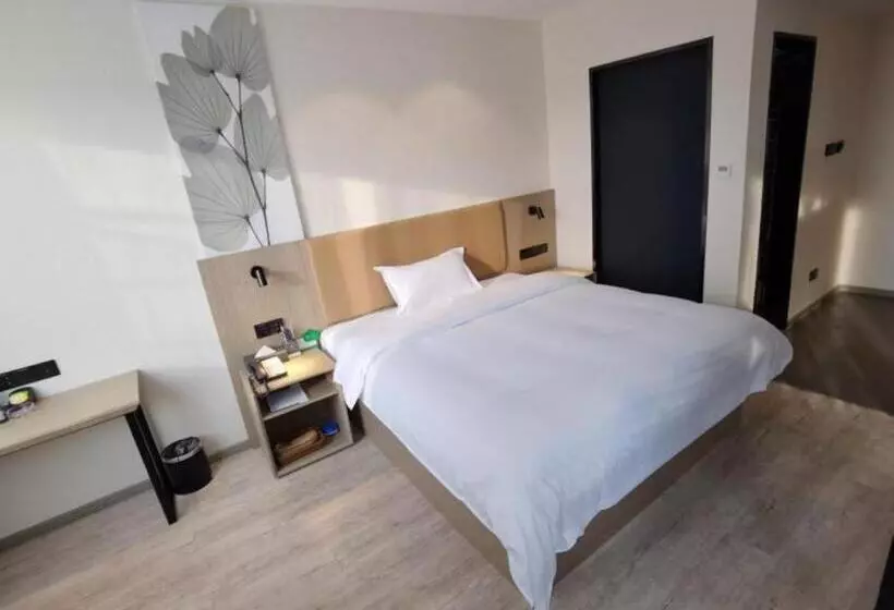 Hotelli Greentree Inn Express Fuzhou Linchuan District Gandong Auto City