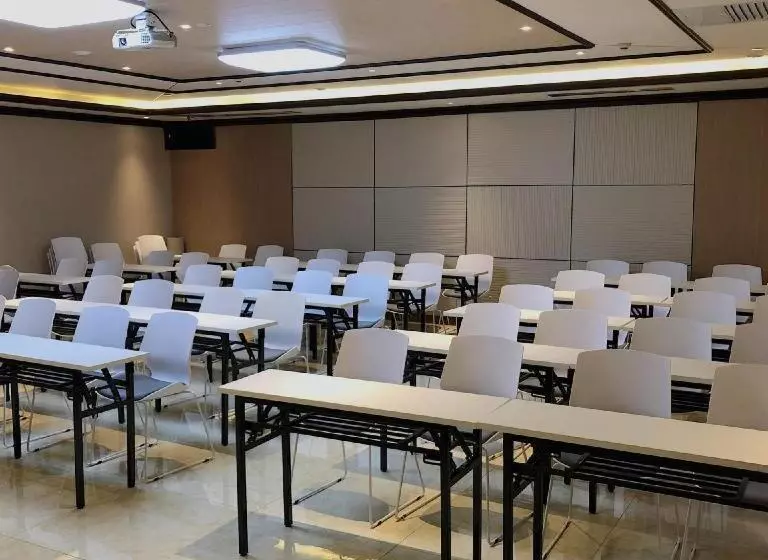 Hotelli James Joyce Coffetel Anyang Railway Station Wenfeng Avenue Yinxu Scenic Spot