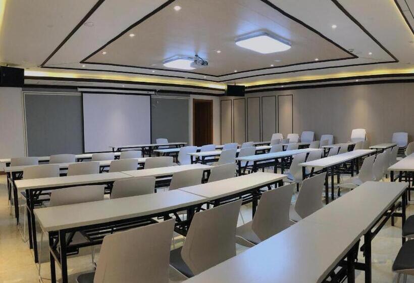 Hotel James Joyce Coffetel Anyang Railway Station Wenfeng Avenue Yinxu Scenic Spot