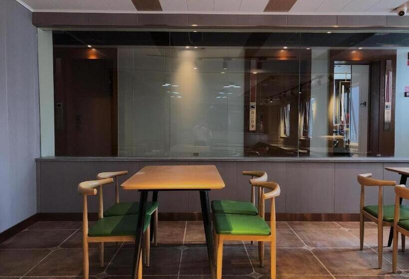 Hotel James Joyce Coffetel Anyang Railway Station Wenfeng Avenue Yinxu Scenic Spot