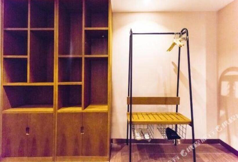 Hotel James Joyce Coffetel Changchun People S Square