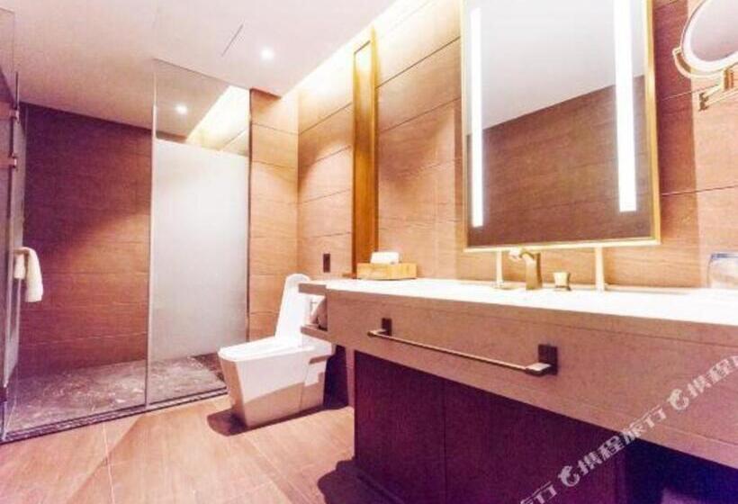 Hotel James Joyce Coffetel Changchun People S Square