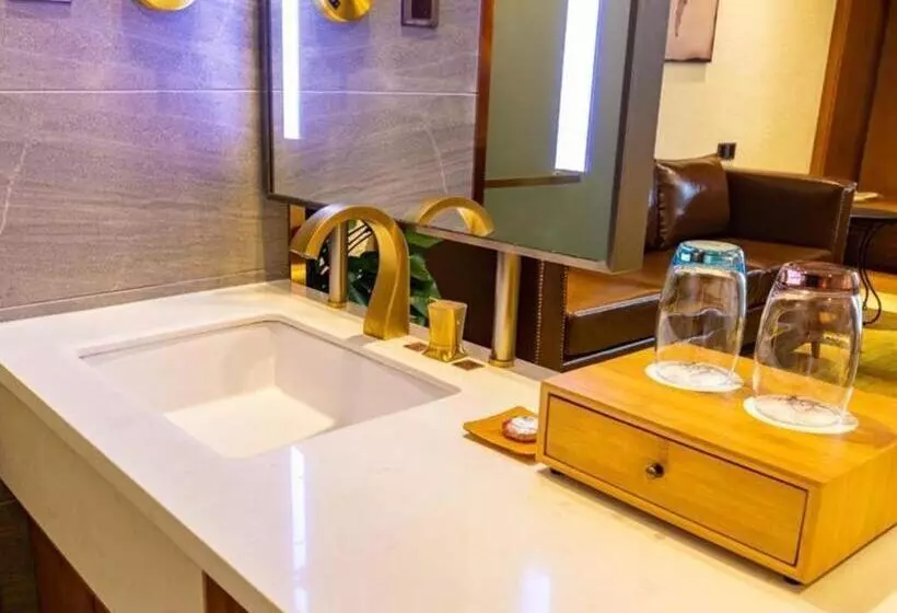 Hotelli James Joyce Coffetel ，the Innovation Center Of Huananchuanggu ，in Zhang Cha Of Foshan City