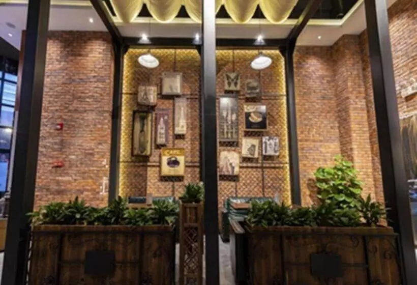 Hotelli James Joyce Coffetel ，the Innovation Center Of Huananchuanggu ，in Zhang Cha Of Foshan City