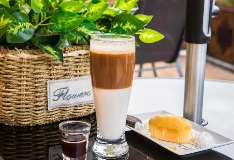 Hotelli James Joyce Coffetel ，the Innovation Center Of Huananchuanggu ，in Zhang Cha Of Foshan City