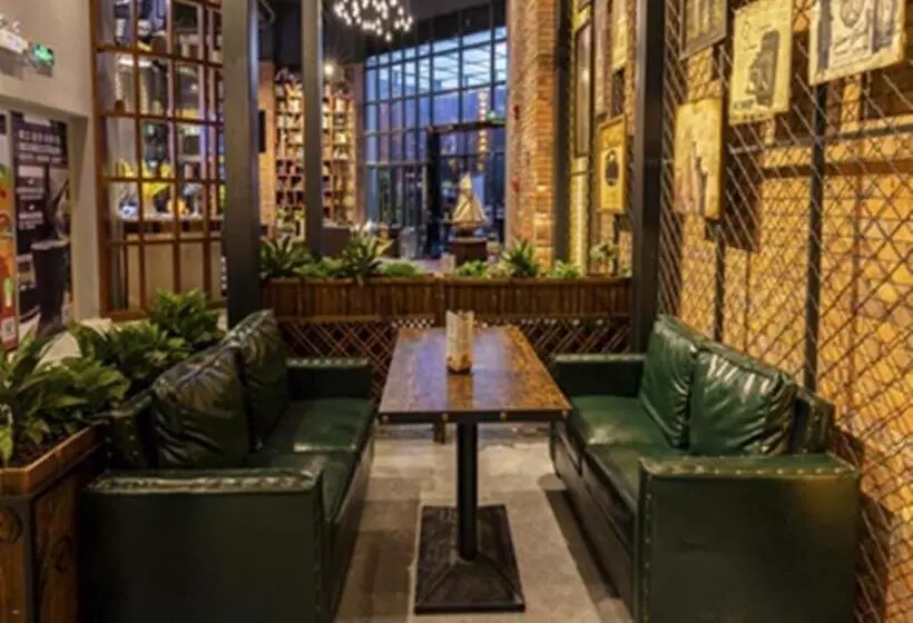 Hotelli James Joyce Coffetel ，the Innovation Center Of Huananchuanggu ，in Zhang Cha Of Foshan City