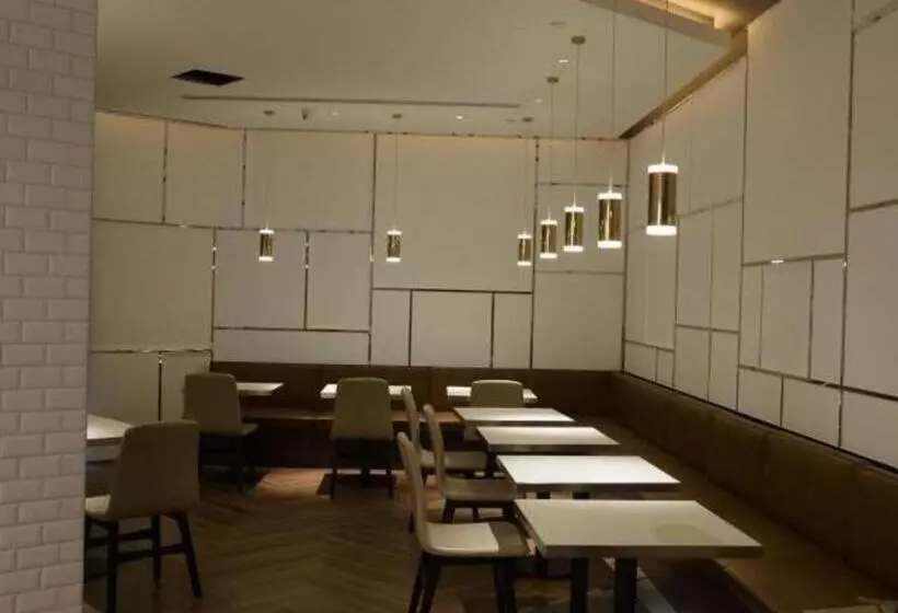 Hotelli Jinjiang Inn Select Jiuquan Wanda Plaza