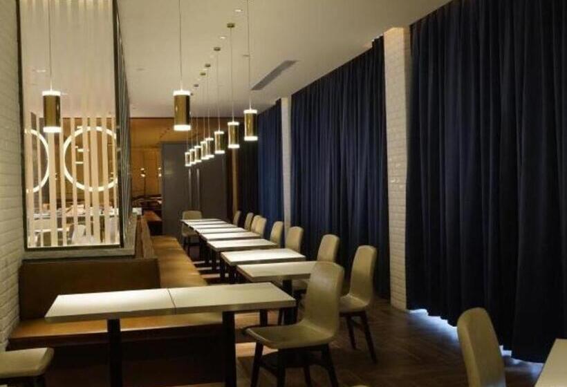 Отель Jinjiang Inn Select Jiuquan Wanda Plaza