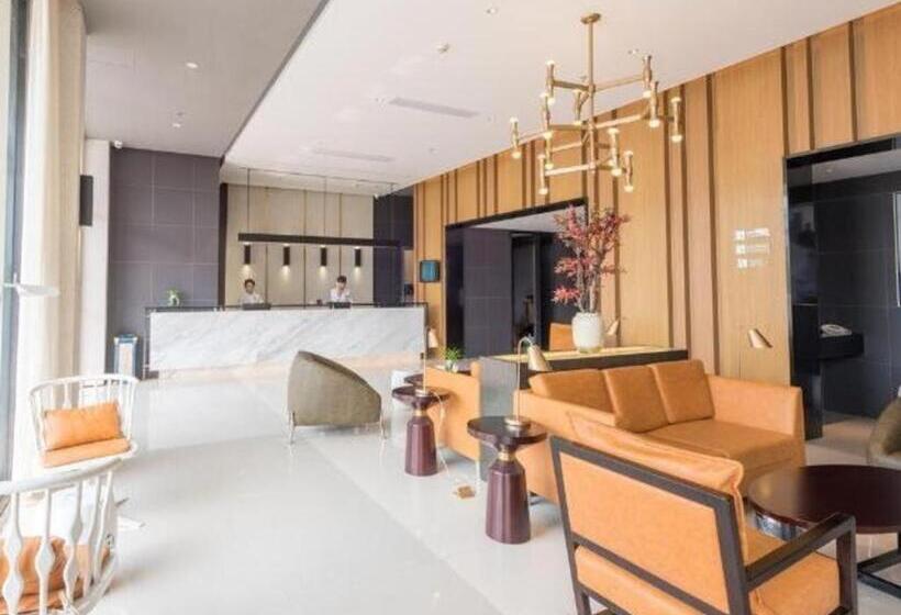 Hotel Jinjiang Inn Select Shenzhen Bitou Metro Station