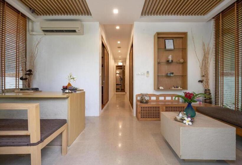 Hotelli Metadee Elite