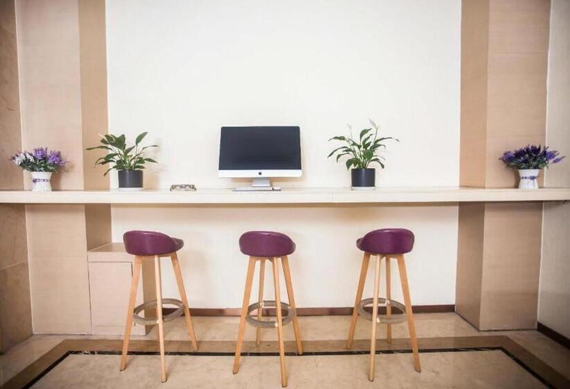 Lavande Hotels·jinzhong Pingyao Old Town