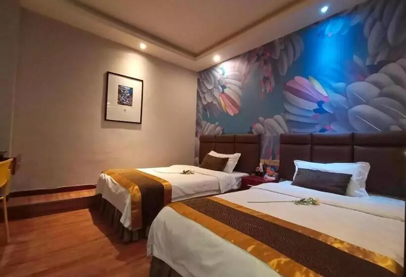 Pai Hotel Nanchong Huaxi Normal University