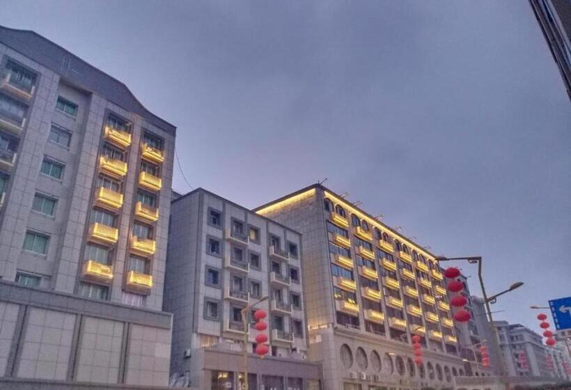 Pai Hotel Nanchong Huaxi Normal University