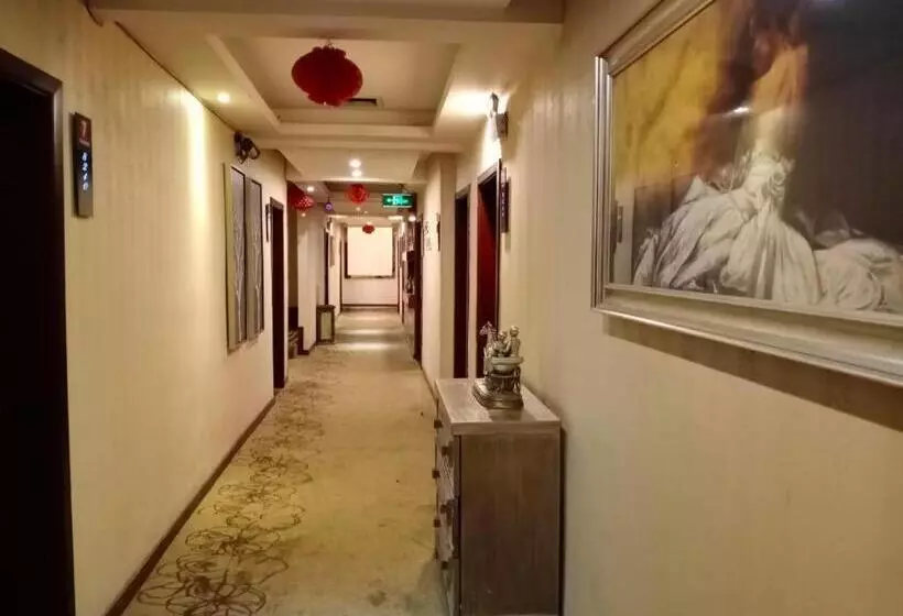 Pai Hotel Nanchong Huaxi Normal University