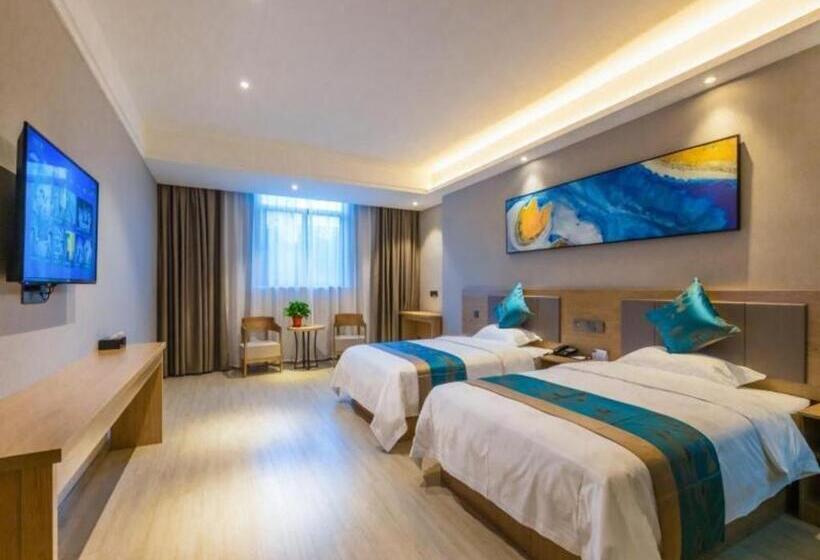 Shell Hotel Zhenjiang Danyang Baibaiban People Square