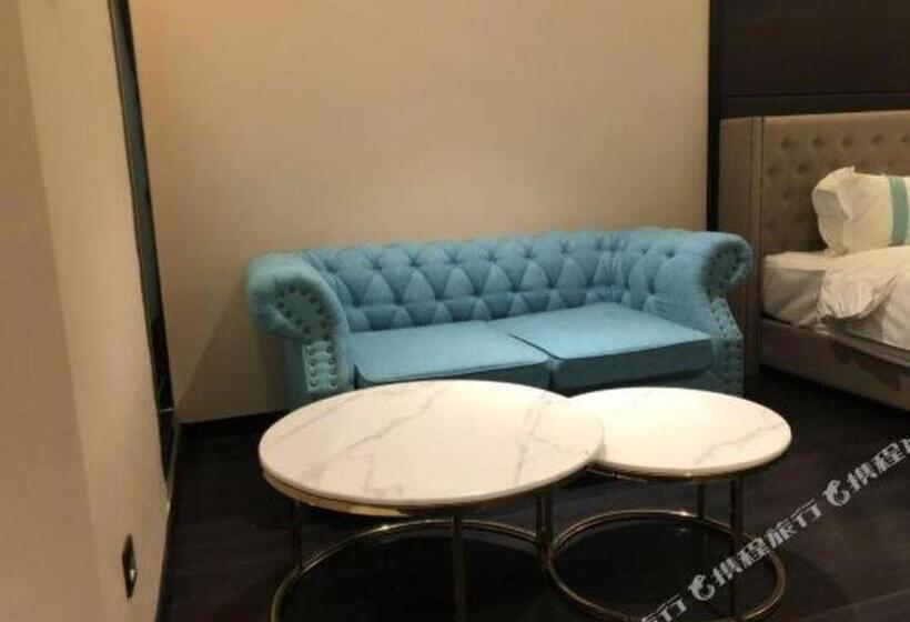 Xana Hotelle· Shijiazhuang Yaqing Street