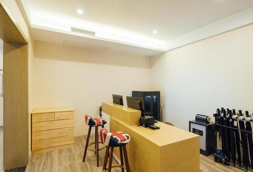 Zmax Hotels Wuhan East Lake