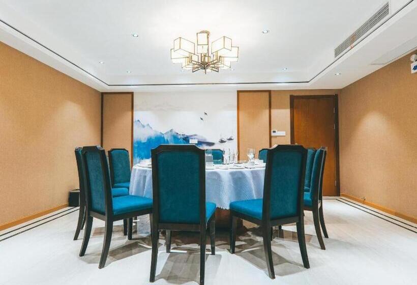 Zmax Hotels Wuhan East Lake