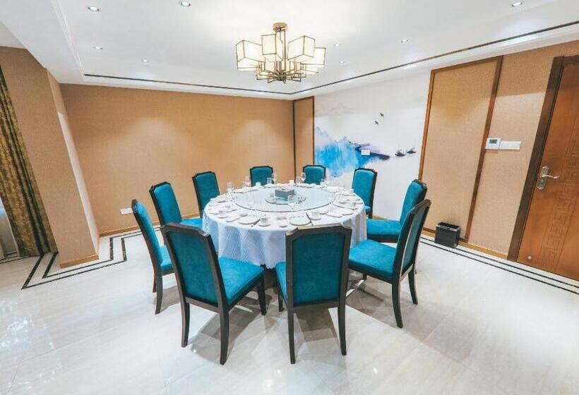 Zmax Hotels Wuhan East Lake