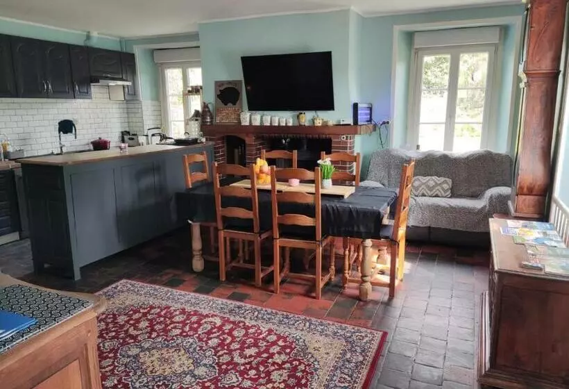 Aamiaismajoitus (B&B) Marianne Cottage Chambre D Hotes