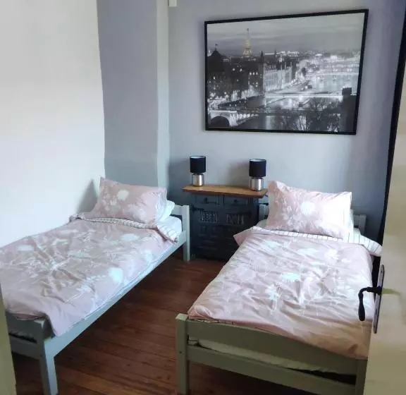 Aamiaismajoitus (B&B) Marianne Cottage Chambre D Hotes