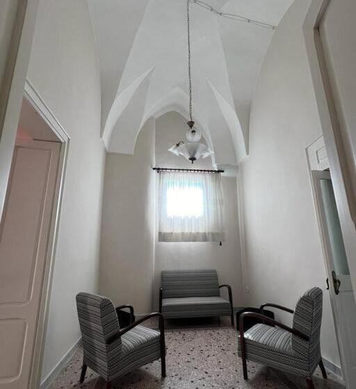 住宿加早餐  Palazzo N.d. Maria Addolorata Campa Alari