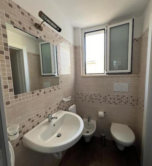 住宿加早餐  Palazzo N.d. Maria Addolorata Campa Alari