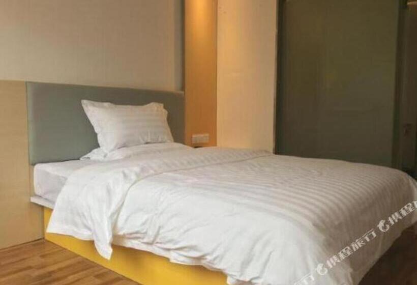 בית מלון כפרי 7days Inn Changsha University