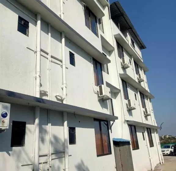ホテル Aayan Residency Boarding & Lodging