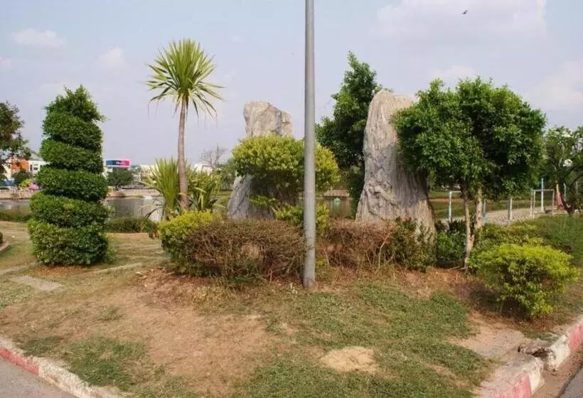 ホテル Crystal Place Buayai