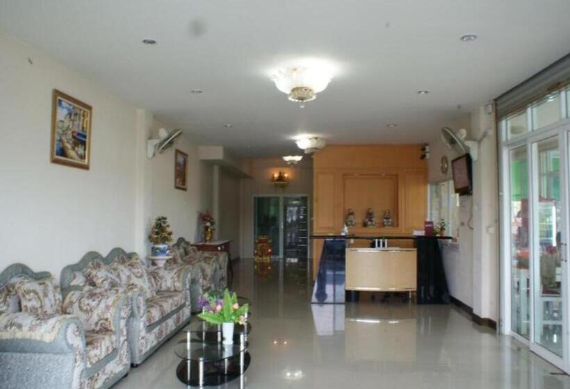 Hotel Crystal Place Buayai