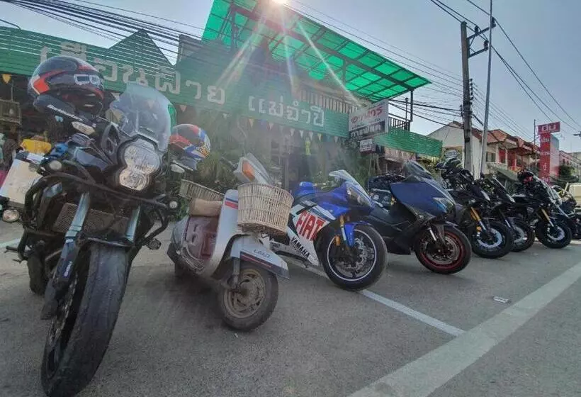 Hotelli Huen Fai Mae Jampee