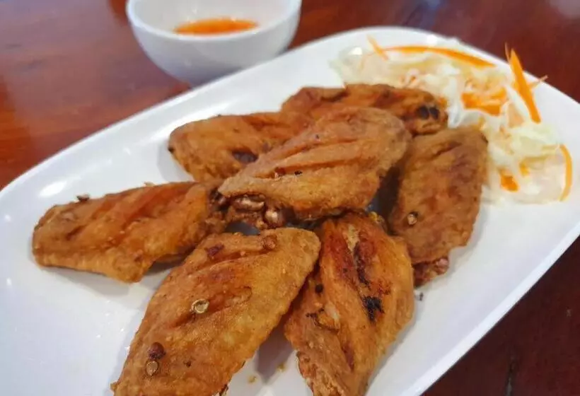 Hotelli Huen Fai Mae Jampee