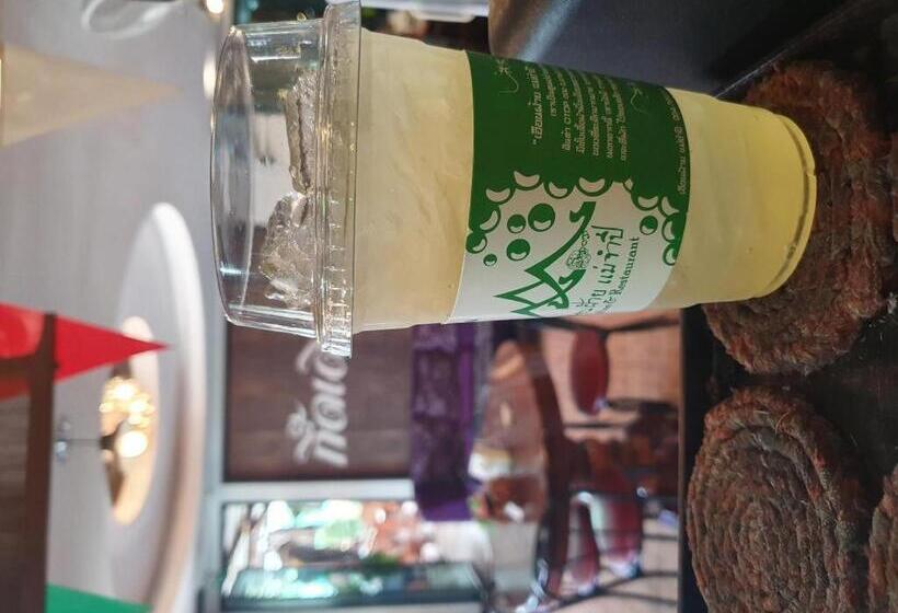 Hotel Huen Fai Mae Jampee