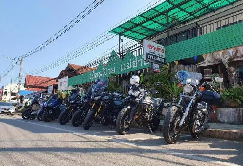 Hotelli Huen Fai Mae Jampee
