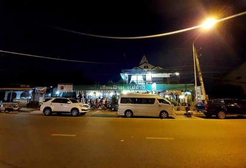 Hotelli Huen Fai Mae Jampee