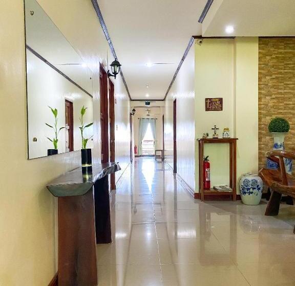 בית מלון כפרי Jm Backpackers Hometel