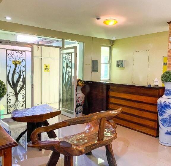 בית מלון כפרי Jm Backpackers Hometel