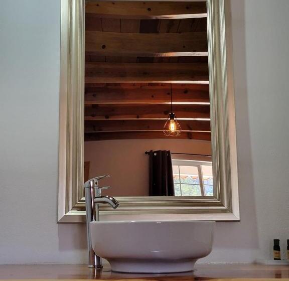 هتل Meson Del Bosque