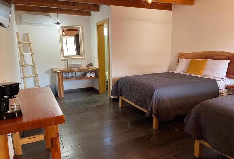 هتل Meson Del Bosque