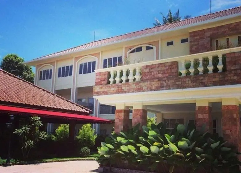 Hotel Nina