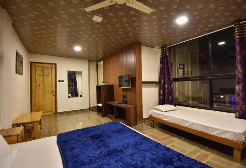 Kamshet Highland Glamping Resort