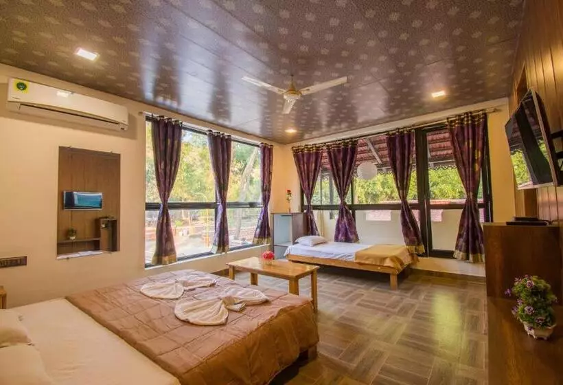Kamshet Highland Glamping Resort